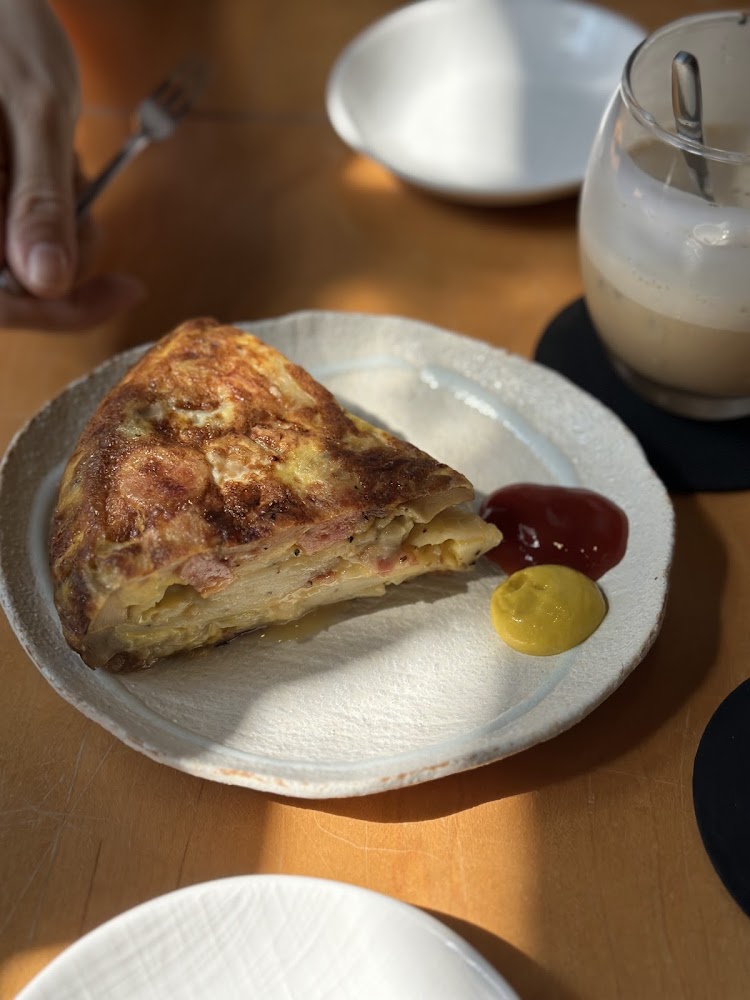 伴珈家鹹派與冰拿鐵早午餐搭配
