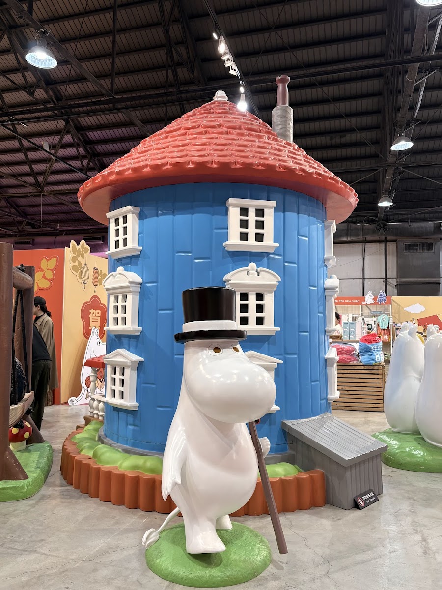 駁二藝術特區嚕嚕米Moomin特展室內展覽高雄文創