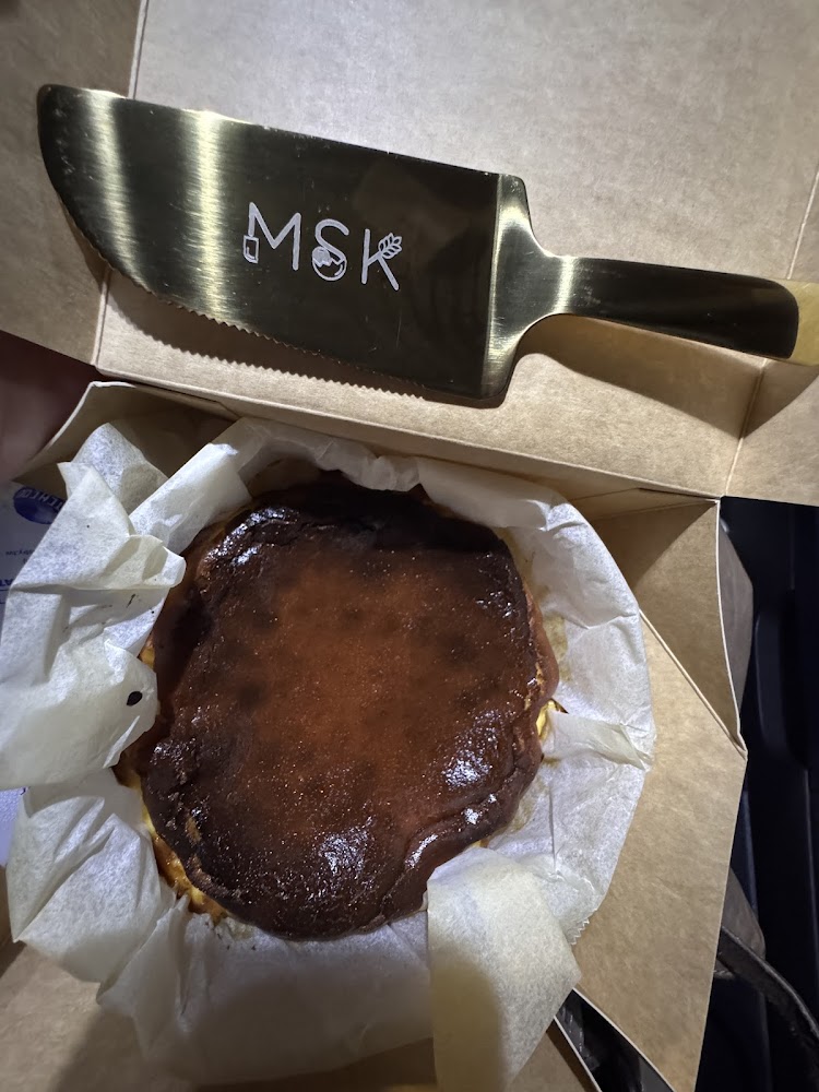 蛋糕刀與起司蛋糕精緻包裝