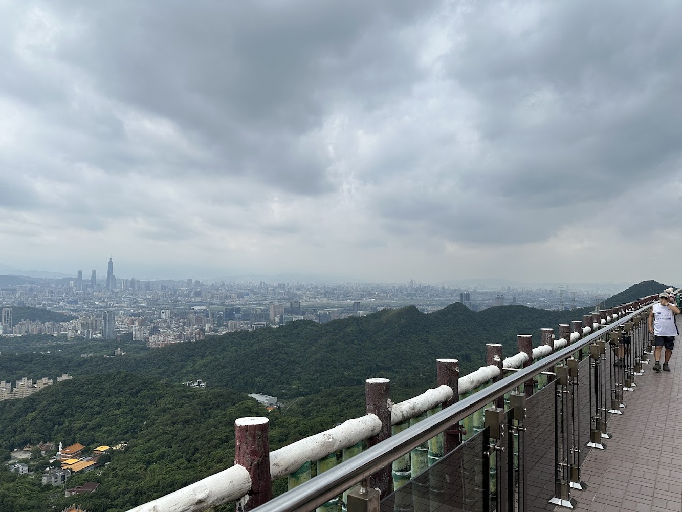 碧山巖觀景台遠眺台北101