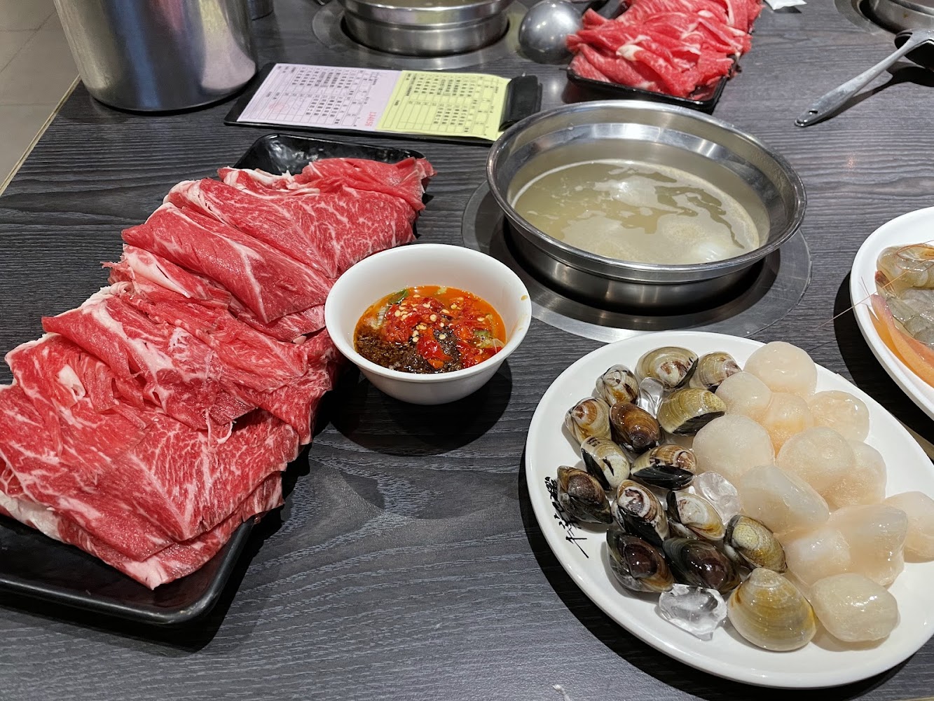 千葉火鍋台東尊爵館桌邊食材