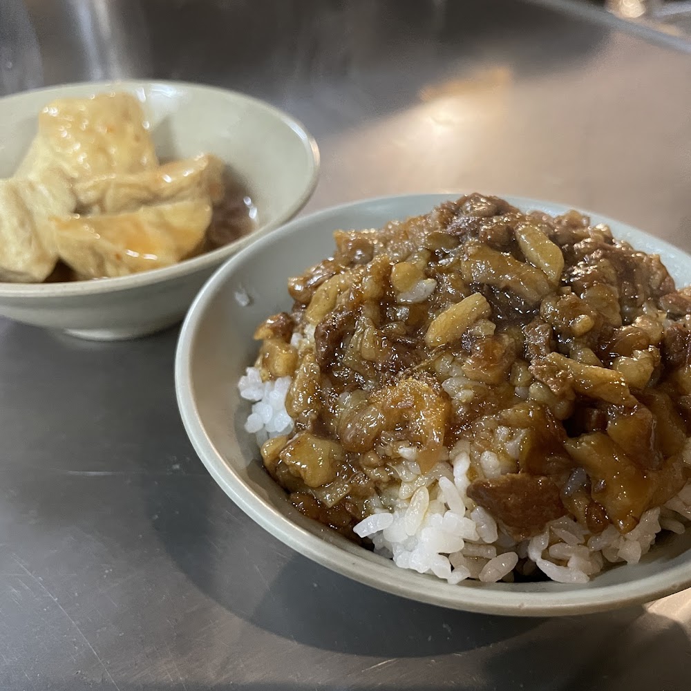 魯肉飯專家滷肉飯與滷豆腐組合