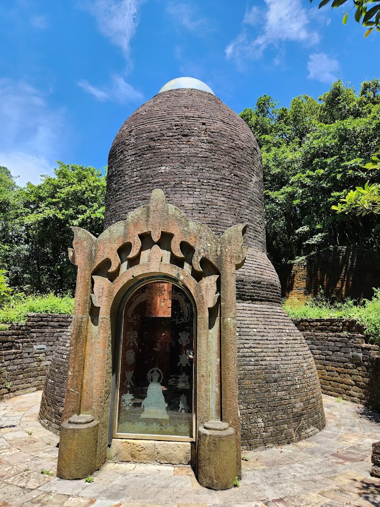 靈鷲山地藏道場大願舍利塔