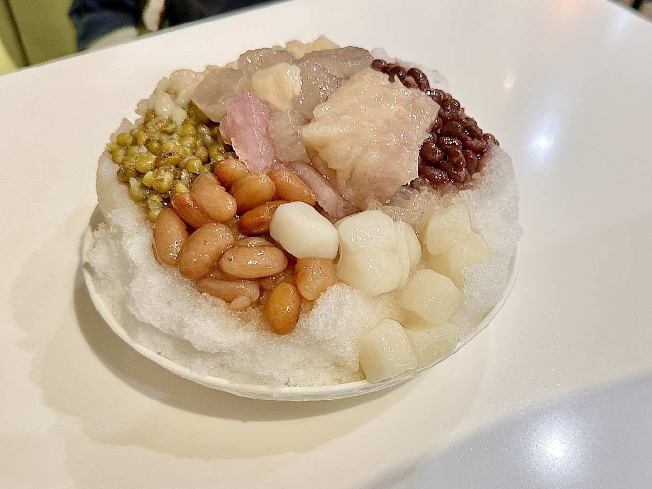 龍都冰菓專業家綜合剉冰配料豐富