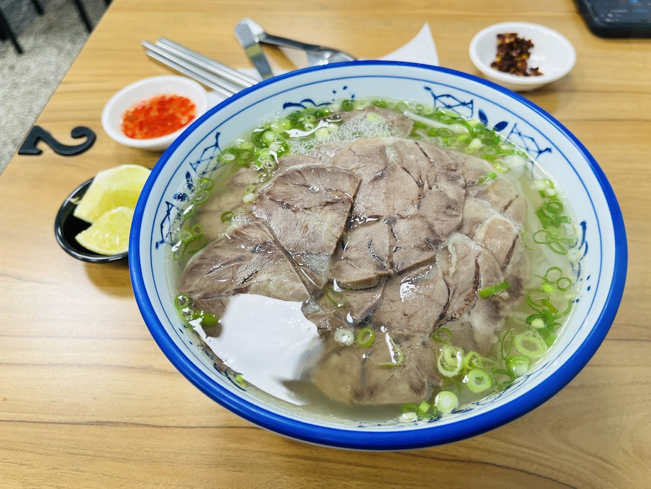 越南安安牛肉河粉近拍