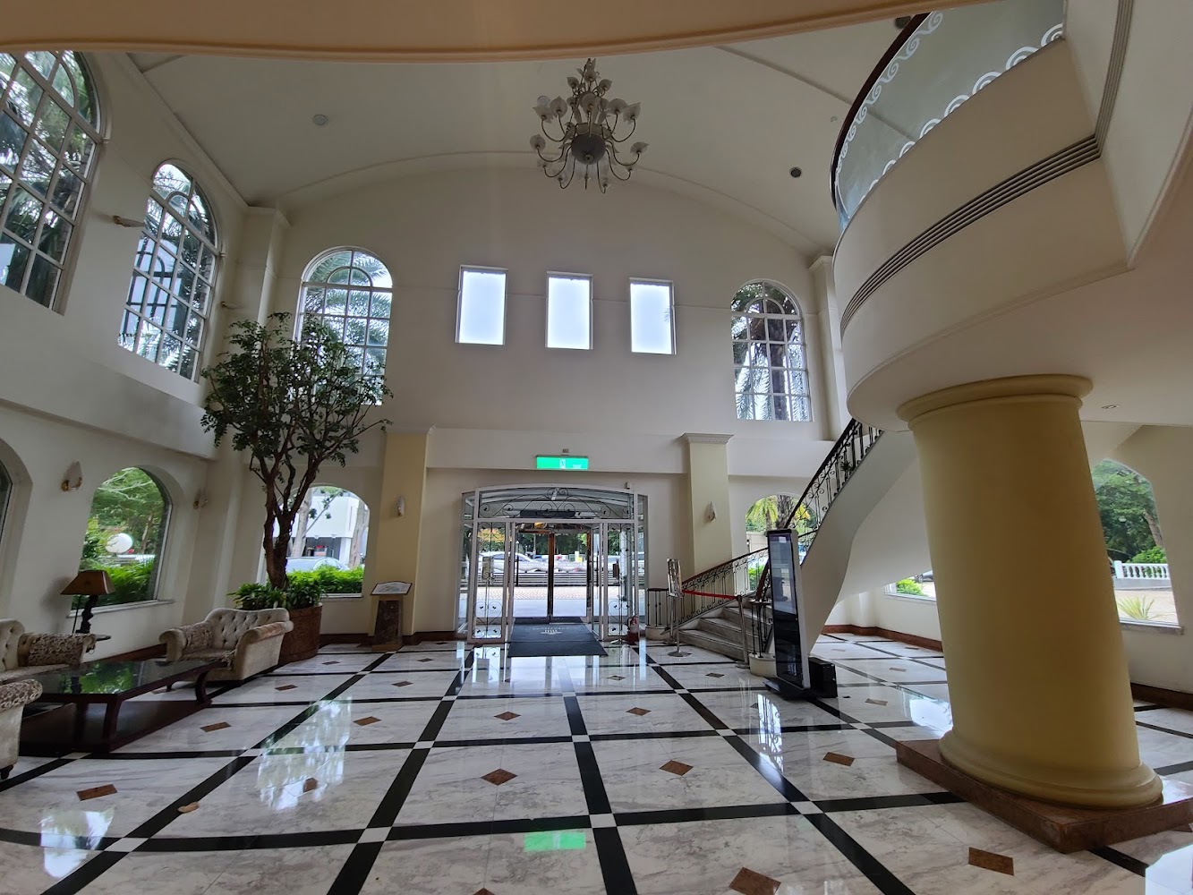 煙波溫莎館挑高大廳