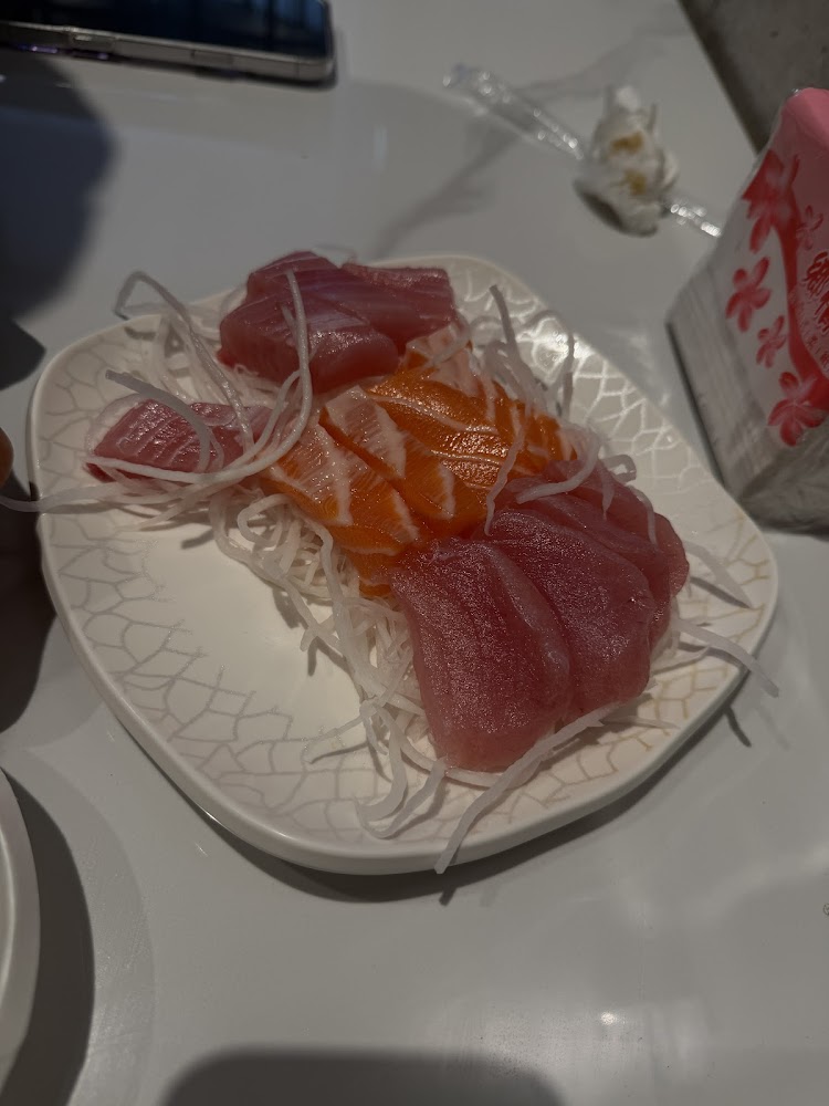 阿桐現炒海鮮生魚片