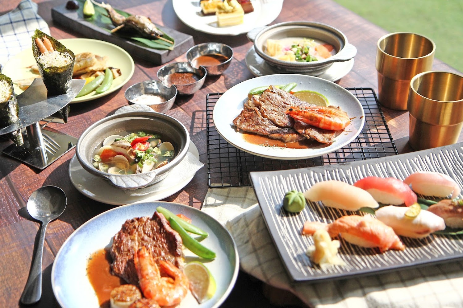 食譜自助百匯多道料理同桌呈現