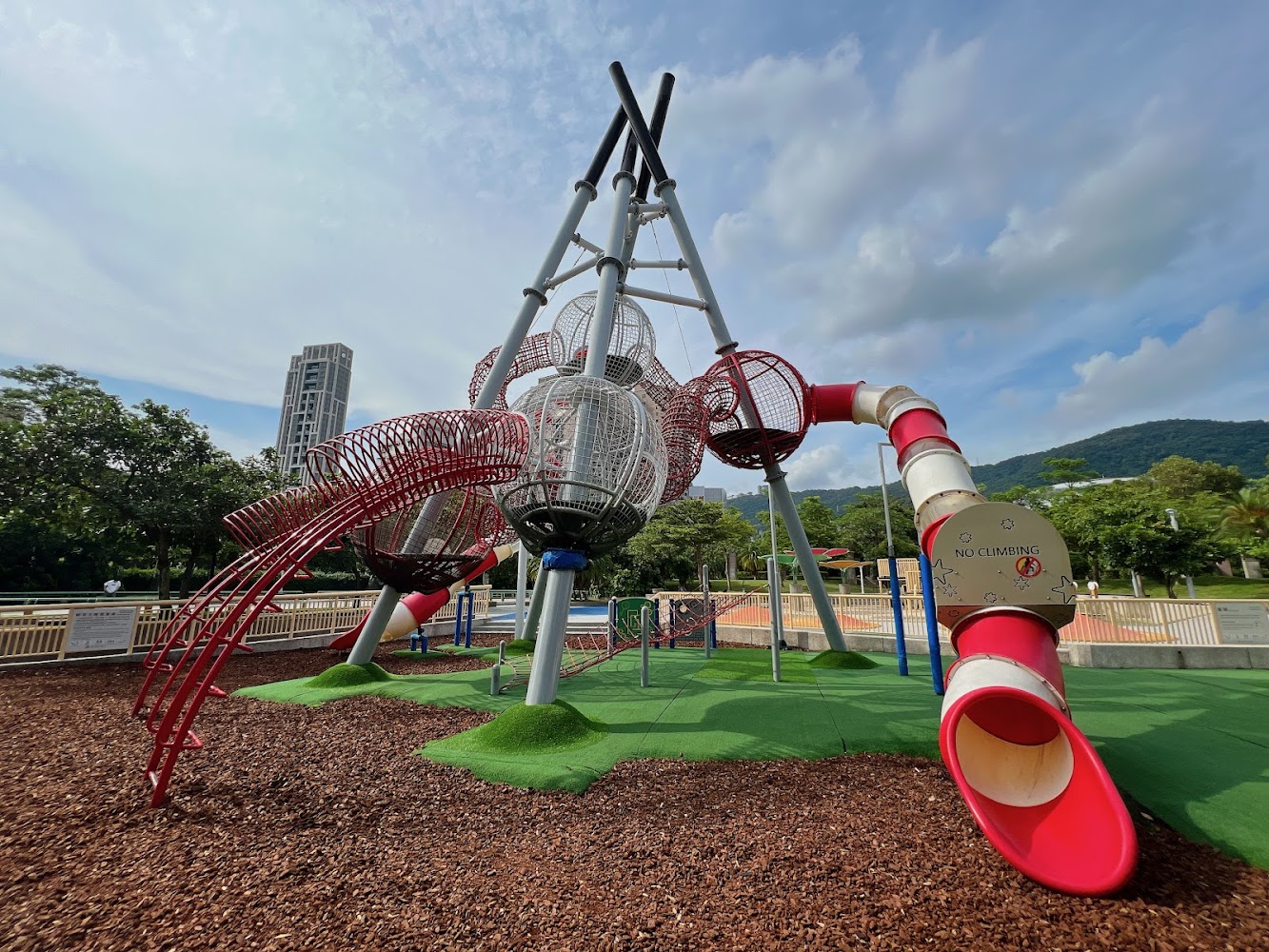天母運動公園大型兒童遊樂場