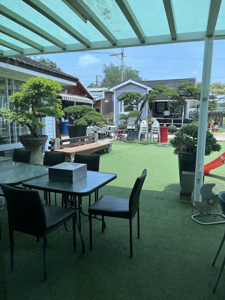 水庫沒關戶外庭院座位與園藝設計