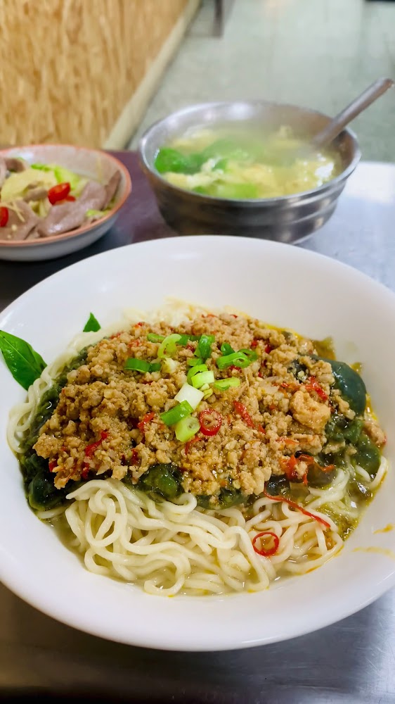 劉漣麵塔香肉醬麵與湯品