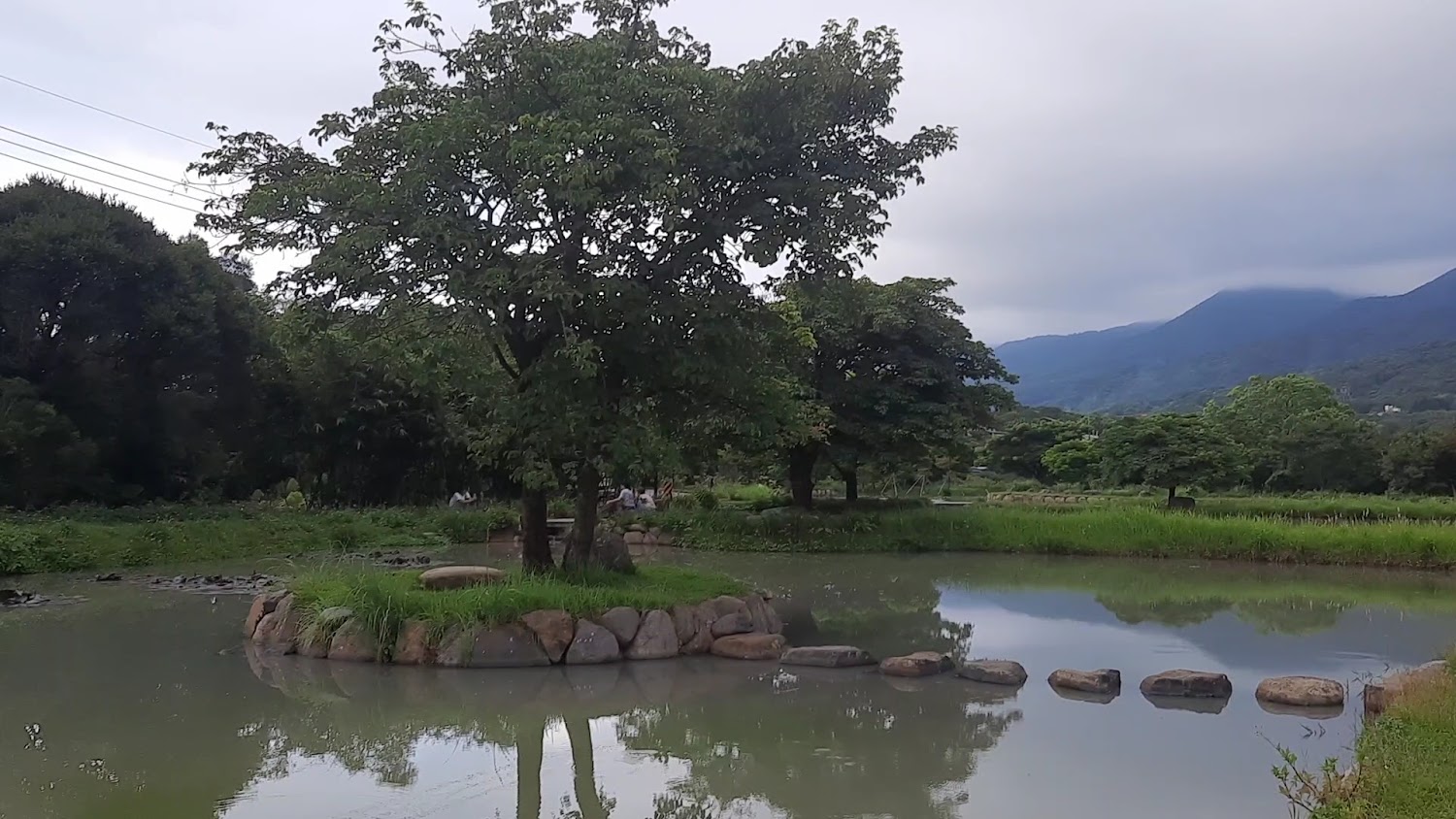 三芝田心子小湖與石頭步道
