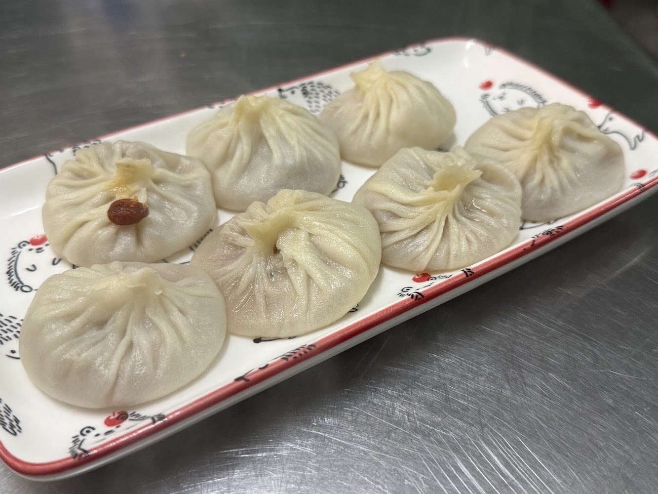 倆籠湯包八顆湯包盤裝