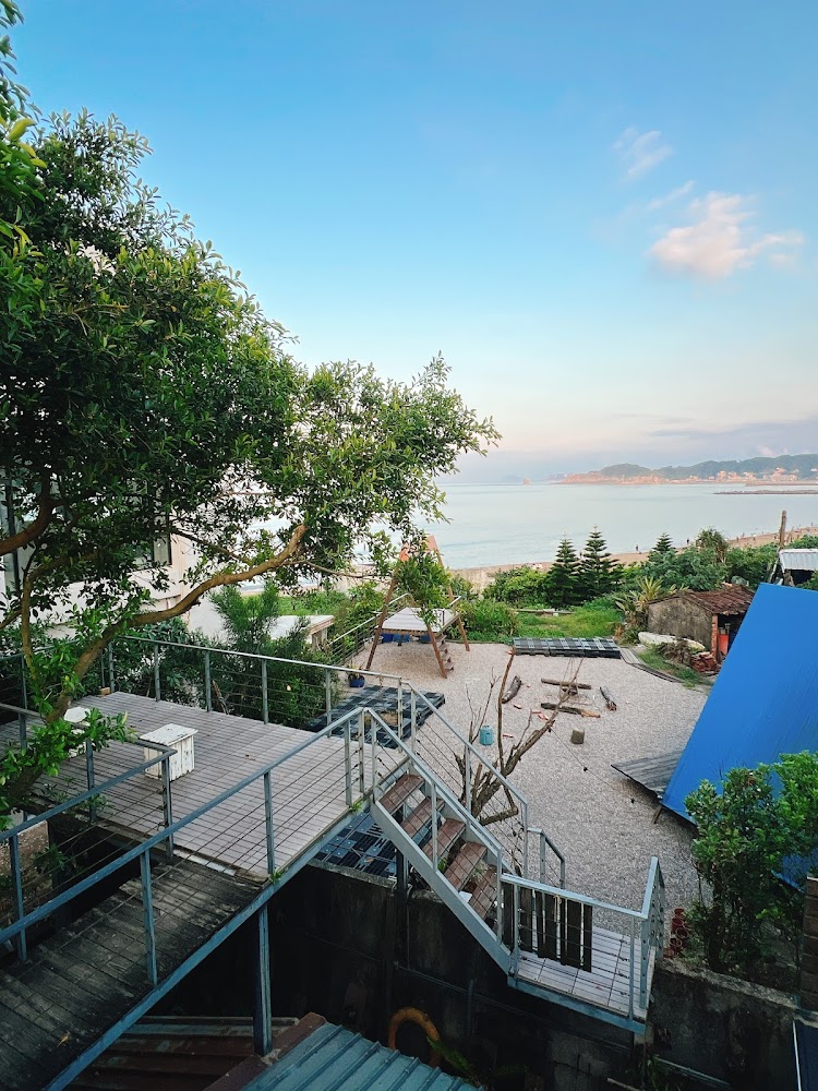 Q.B.Days靠北過日子戶外平台遠眺山海景觀