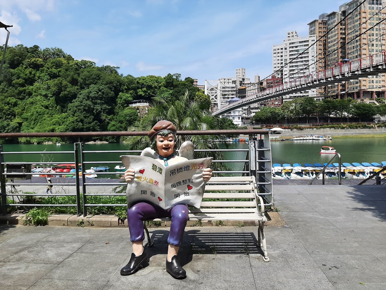 碧潭藝術大街裝置與休憩空間