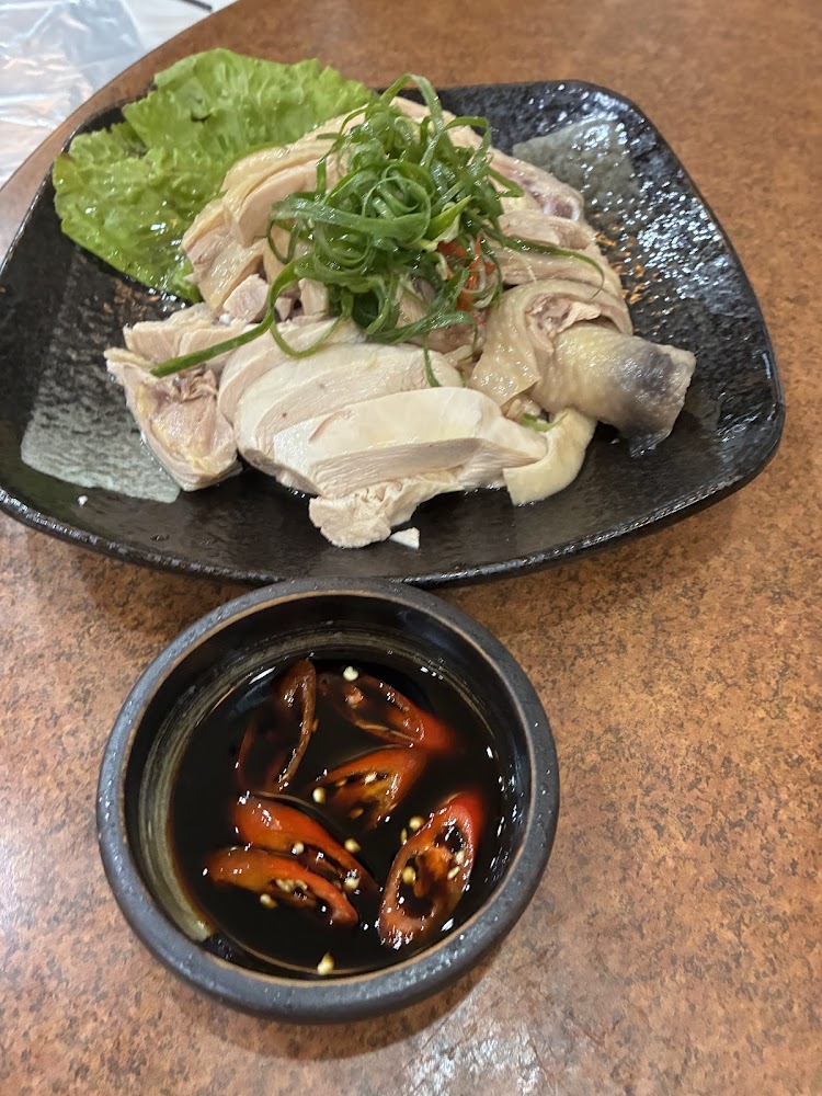 白斬雞與沾醬