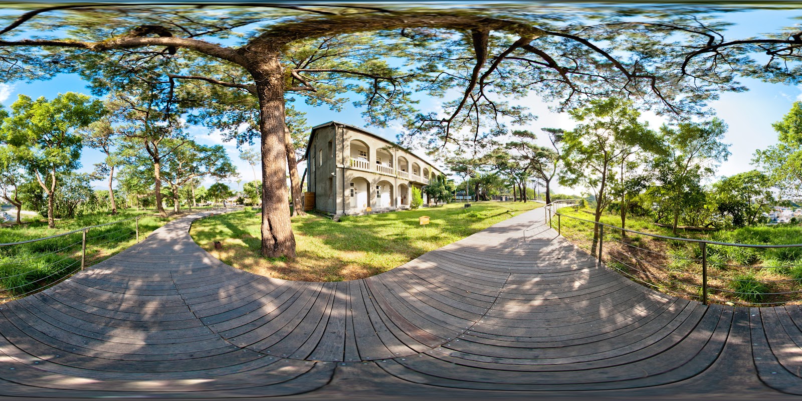 松園別館木質步道庭院360度景觀木製欄杆