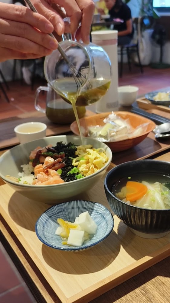 坪感覺鮭魚茶泡飯套餐