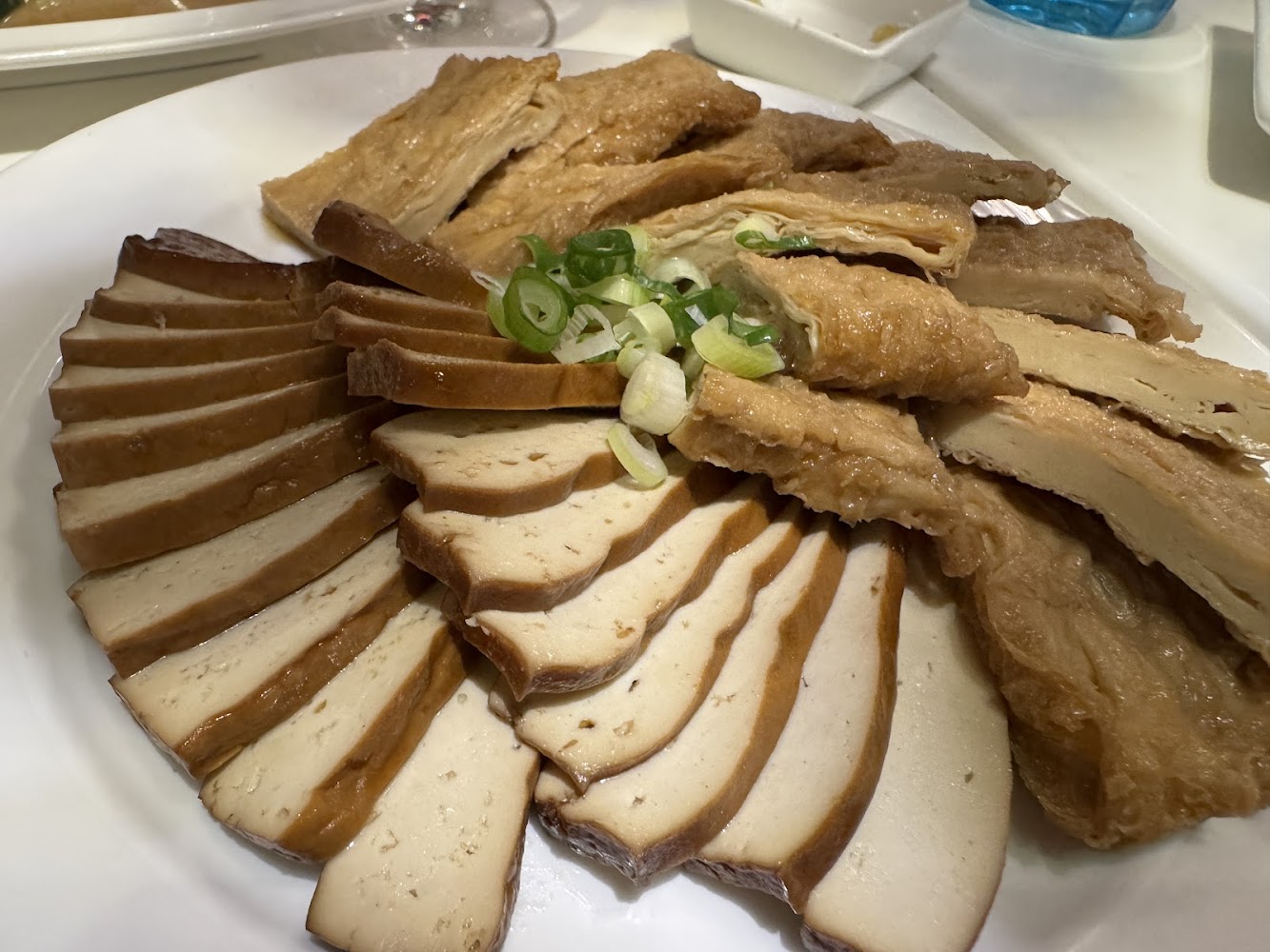 天下三絕滷味豆干豆皮拼盤