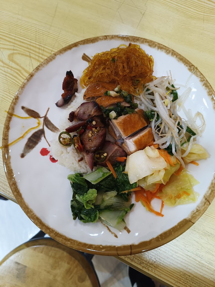 淡江大學美食廣場雙拼燒臘飯盒