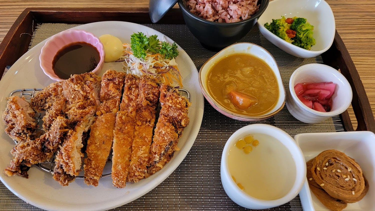 漁市大眾食堂豬排套餐