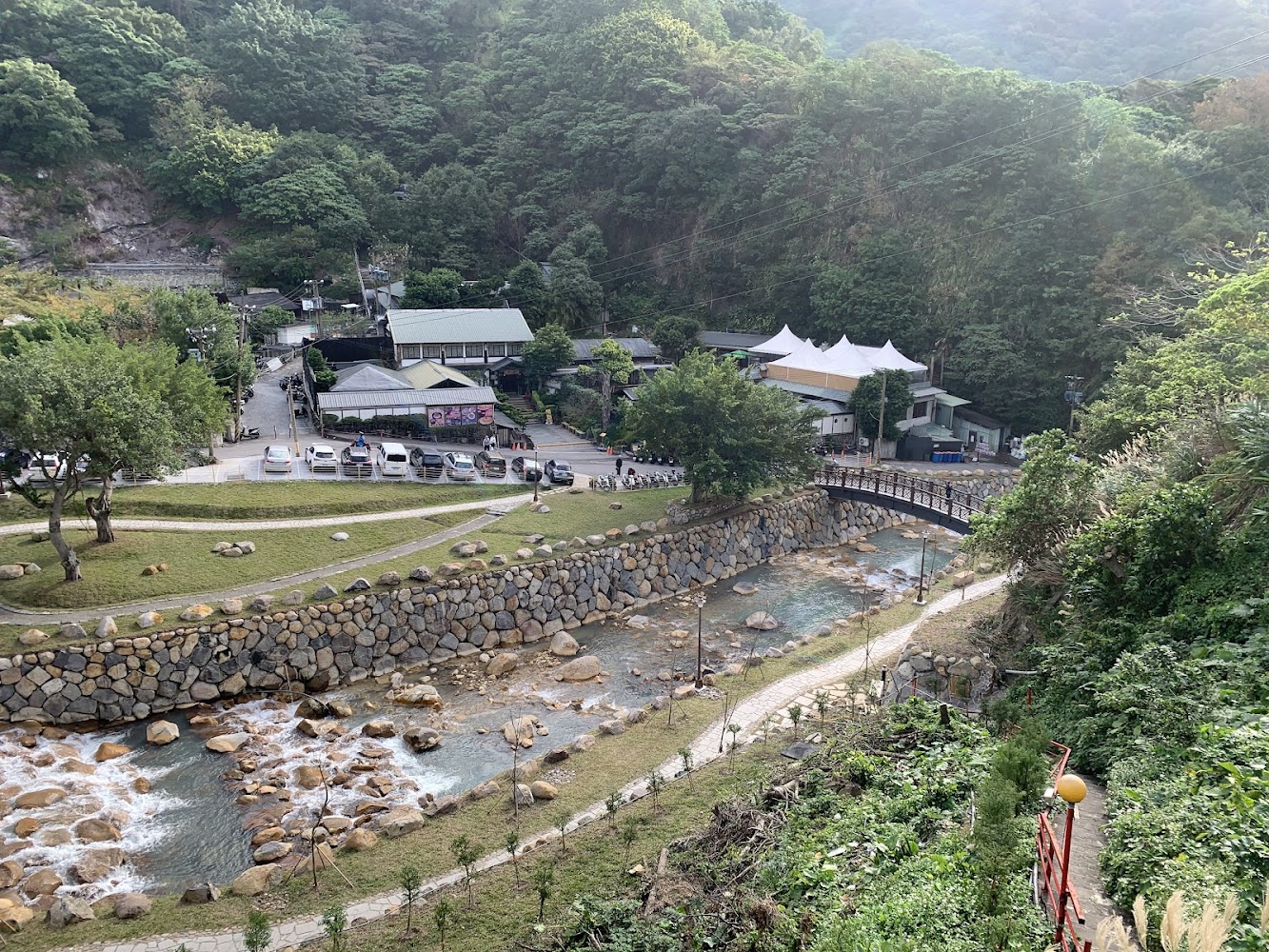 溪流公園與步道景觀