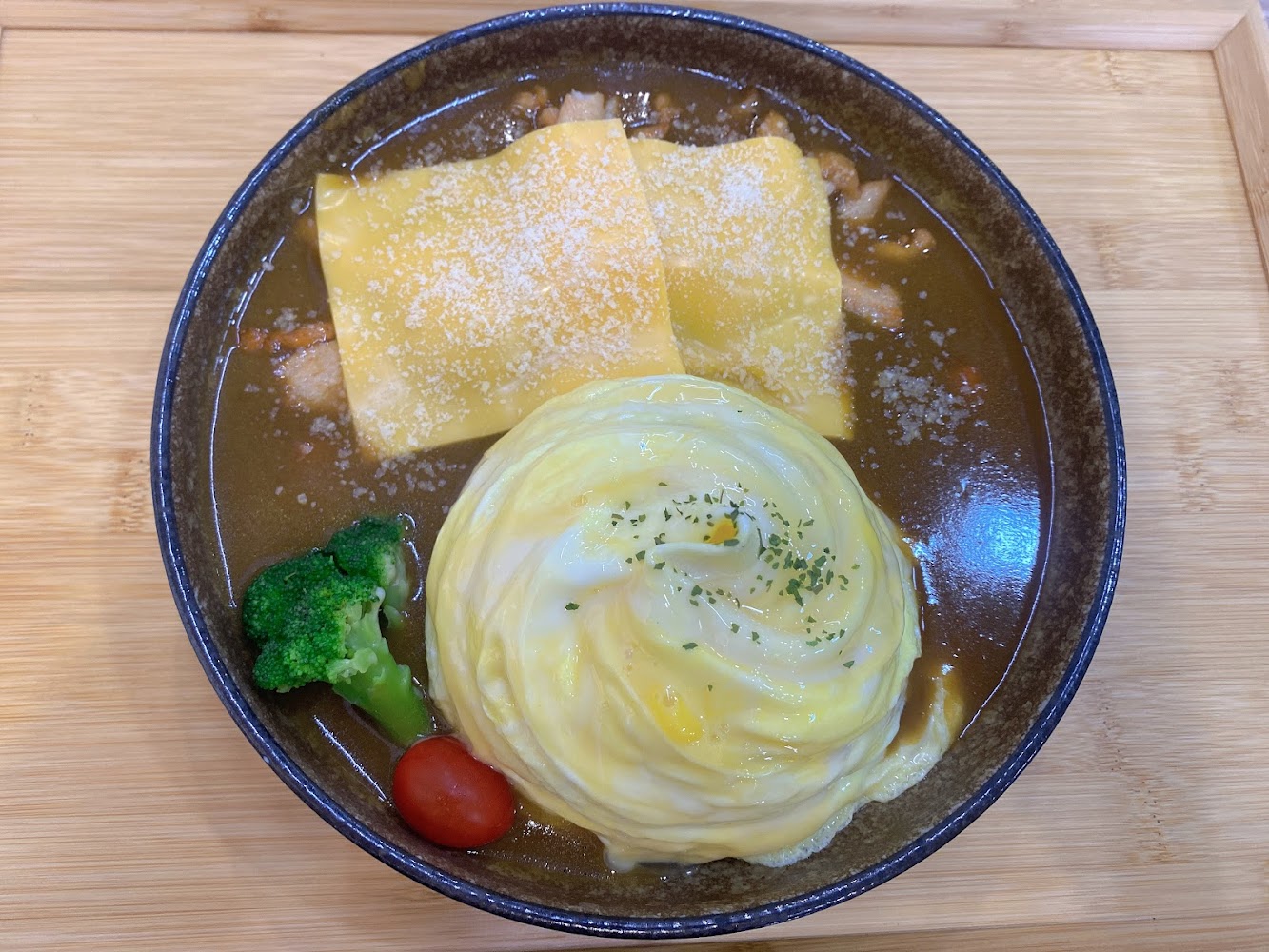 咖禾咖哩起司蛋包咖哩飯