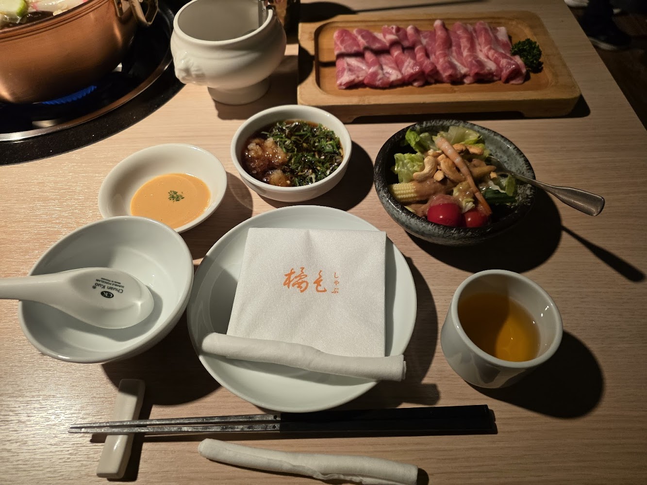 橘色涮涮屋一館日式套餐桌景