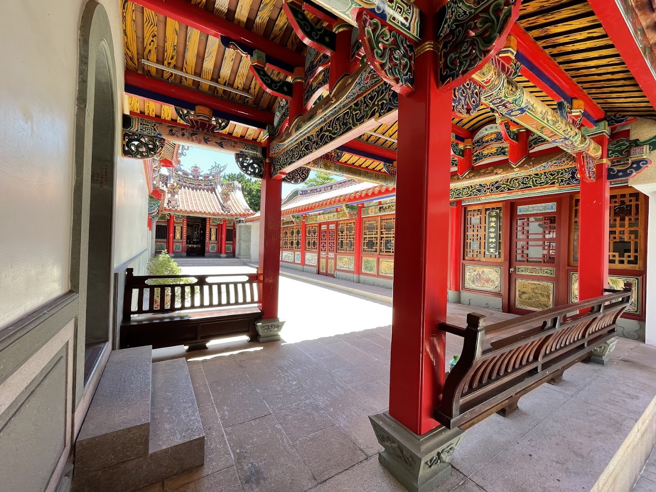 笨港天后宮廊道