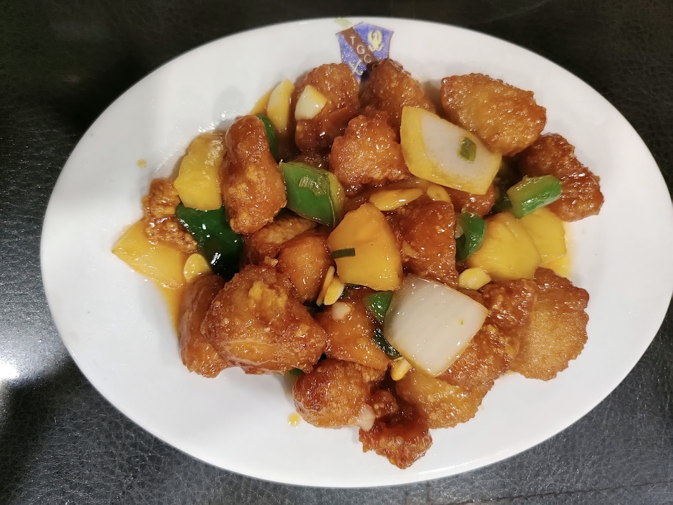 糖醋雞丁搭配鳳梨青椒洋蔥