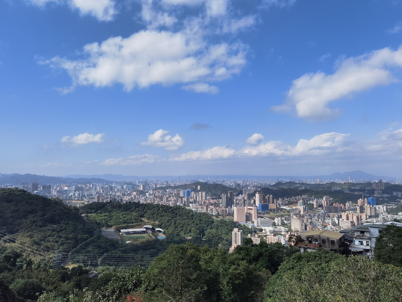 指南宮千階親山步道可俯瞰臺北城市全景