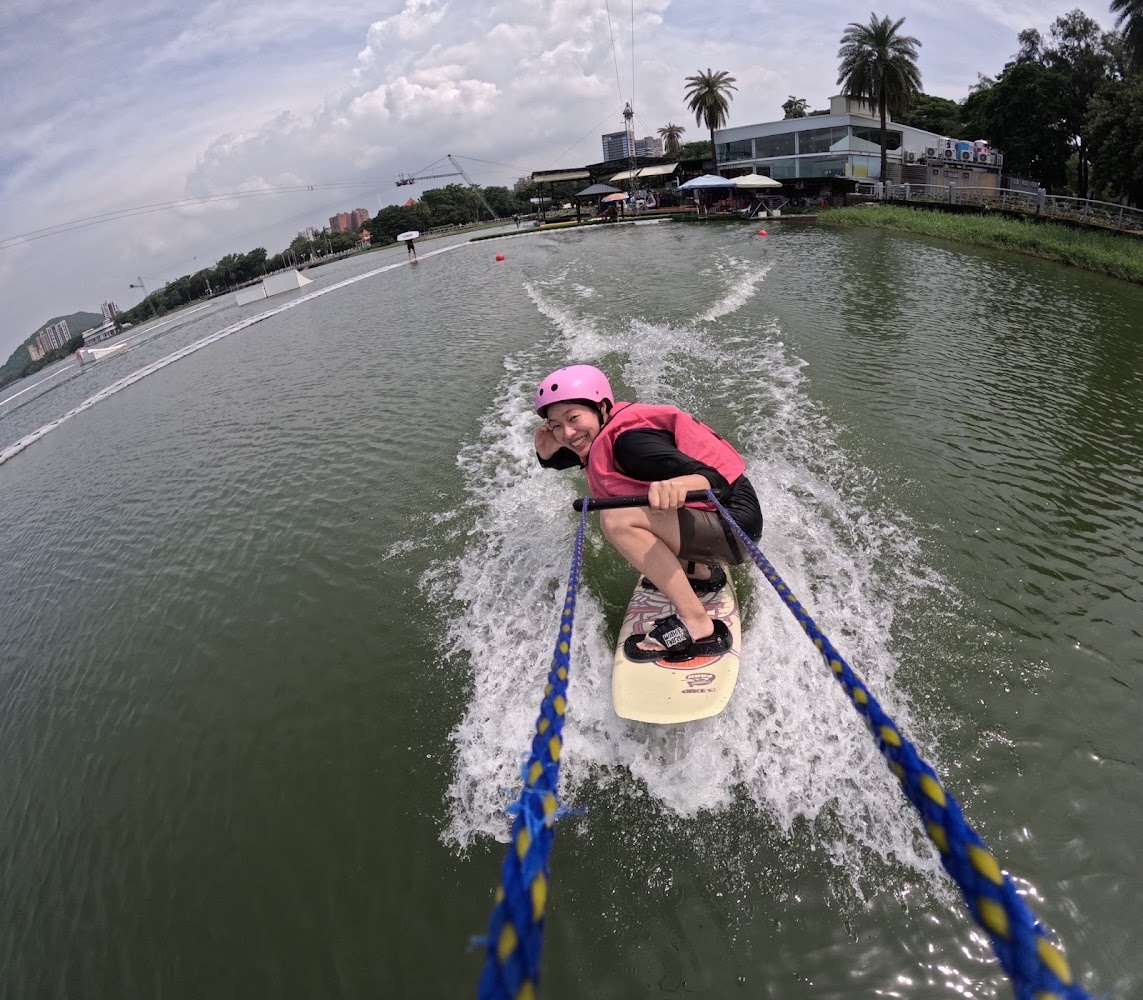 Lotus WakePark 初學者滑水體驗