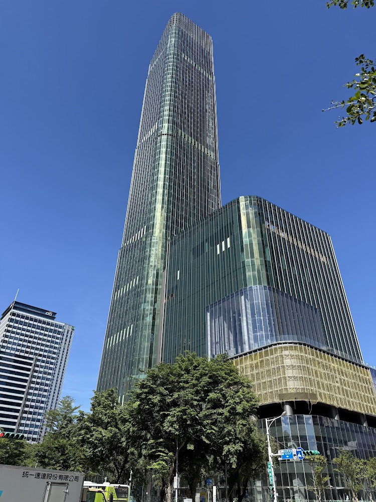 台北天空塔白天外觀