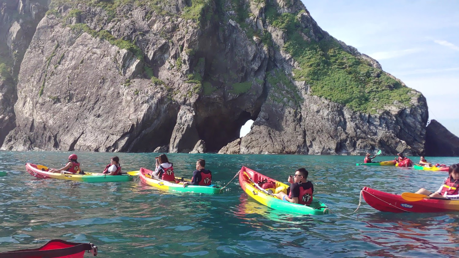烏岩角無人沙灘獨木舟海上活動