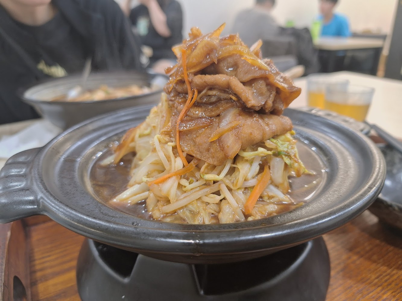 牛肉壽喜燒與蔬菜