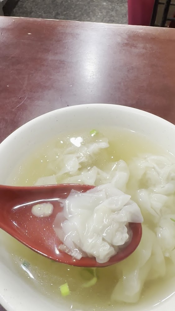 餛飩湯近拍