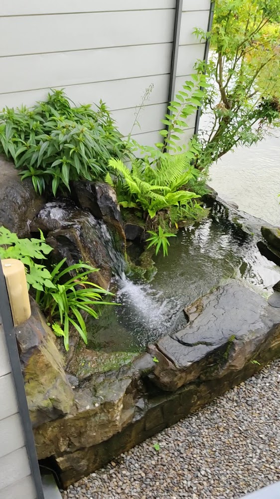 英仕山莊日式造景水池