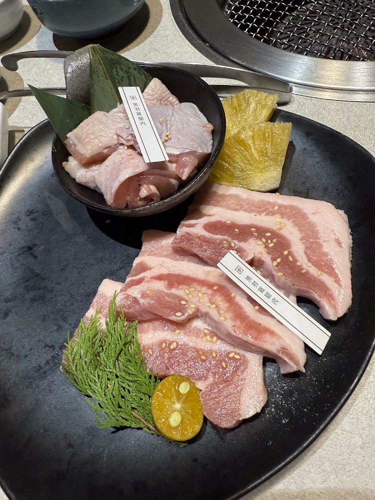 豬肉與雞肉燒肉食材盤