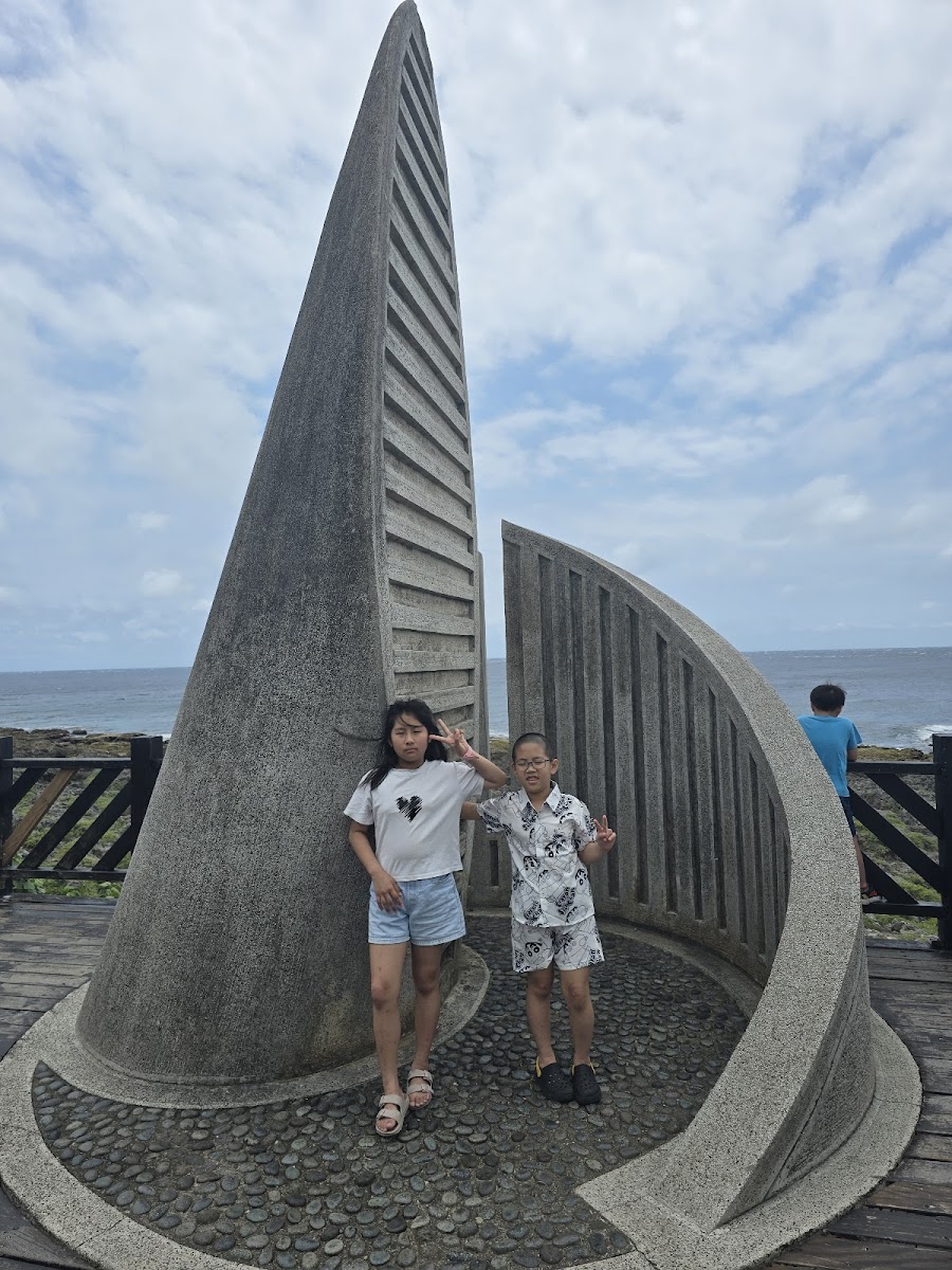 鵝鑾鼻燈塔園區綠意熱帶植物步道