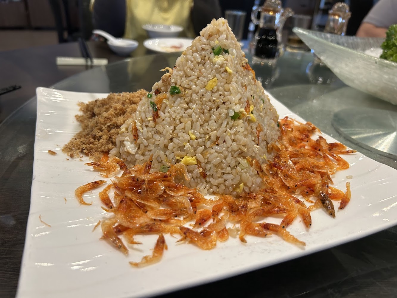 金字塔櫻花蝦炒飯