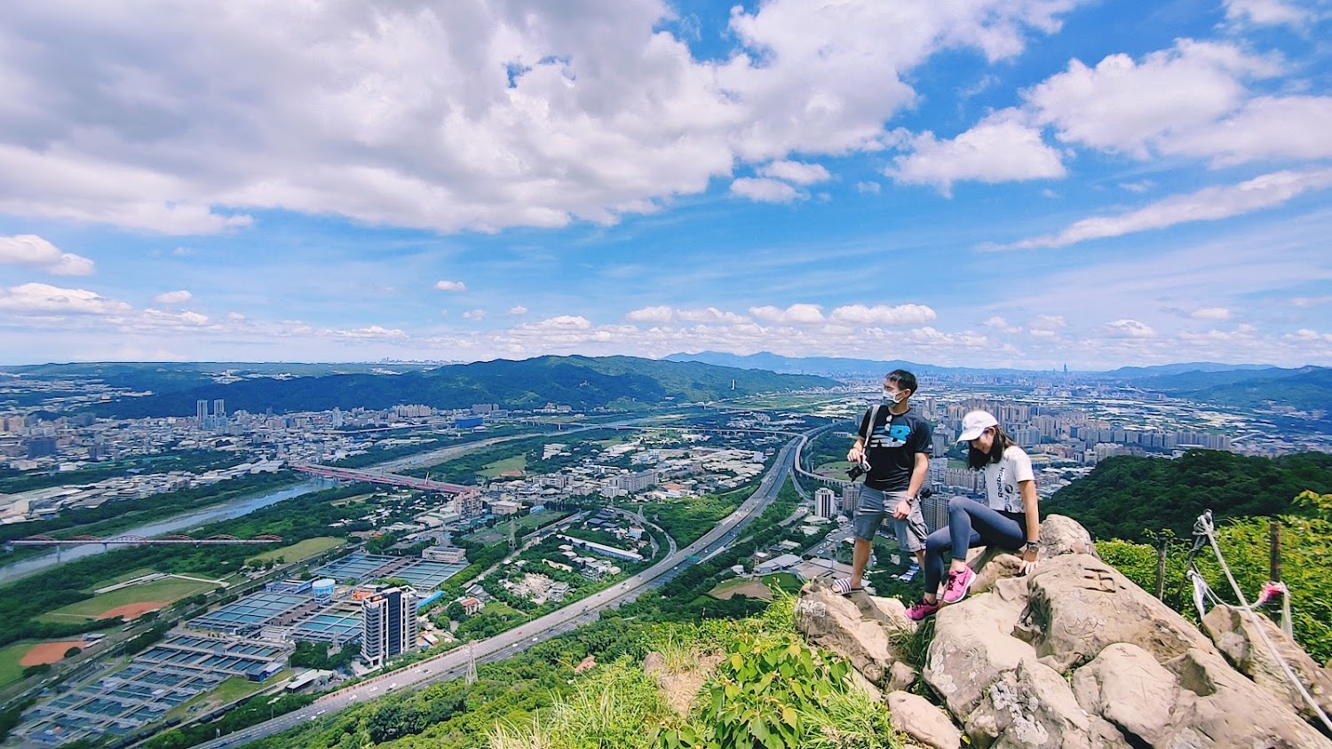 鳶山岩展望