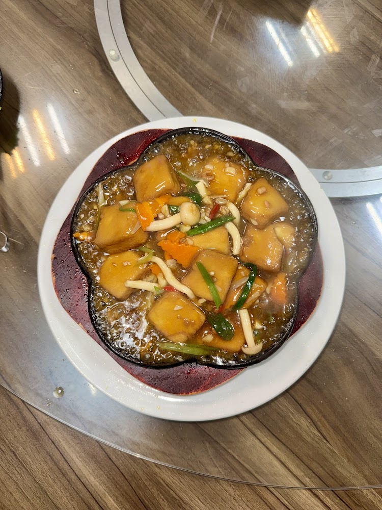 鐵板豆腐與蔬菜料理