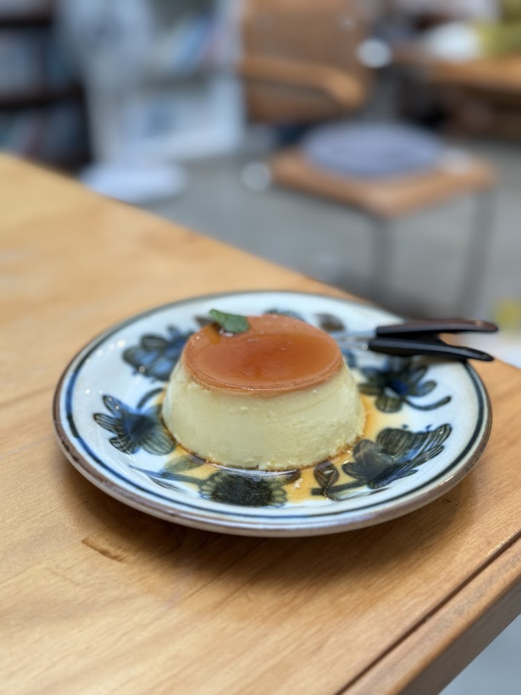 薄荷巴黎 Coffee House 焦糖布丁特寫
