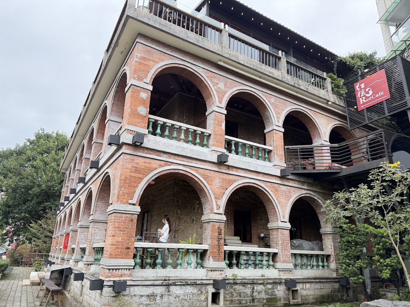 淡水紅樓咖啡館外觀紅磚建築