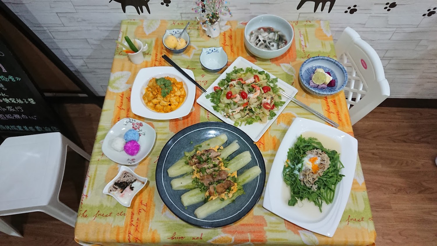 屋角咖啡豐富家常菜套餐