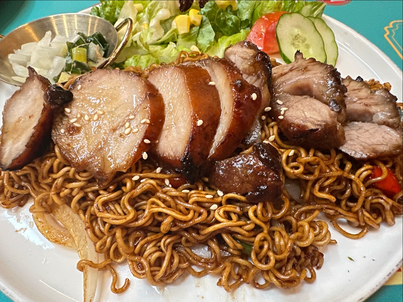 Next Stop+ 香港手作料理竹北店叉燒麵