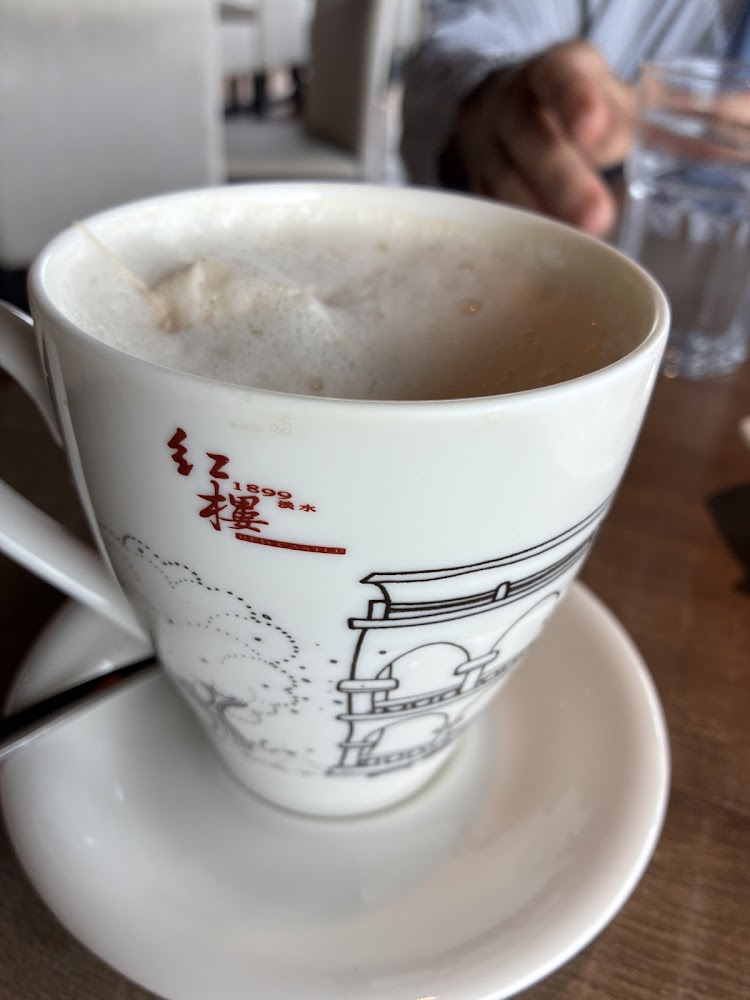 淡水紅樓咖啡館紅樓馬克杯奶泡飲品