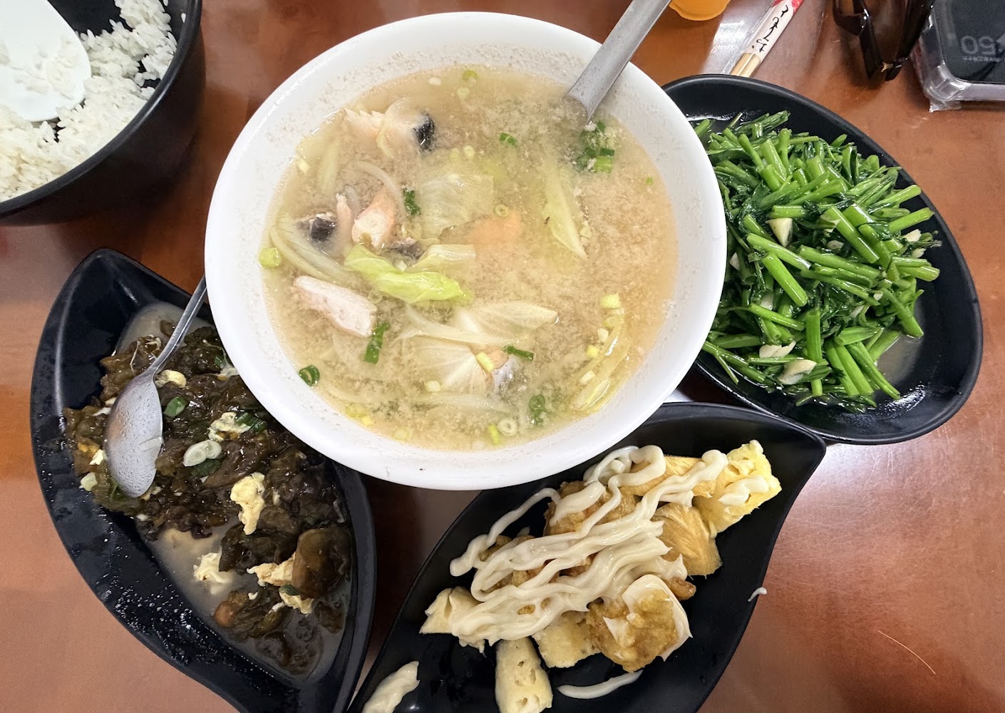 巷子內海鮮熱炒合菜桌