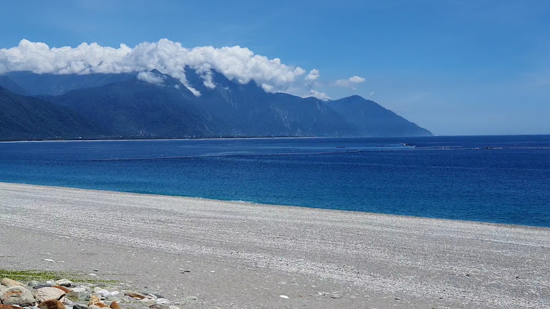 七星潭山脈海灣全景