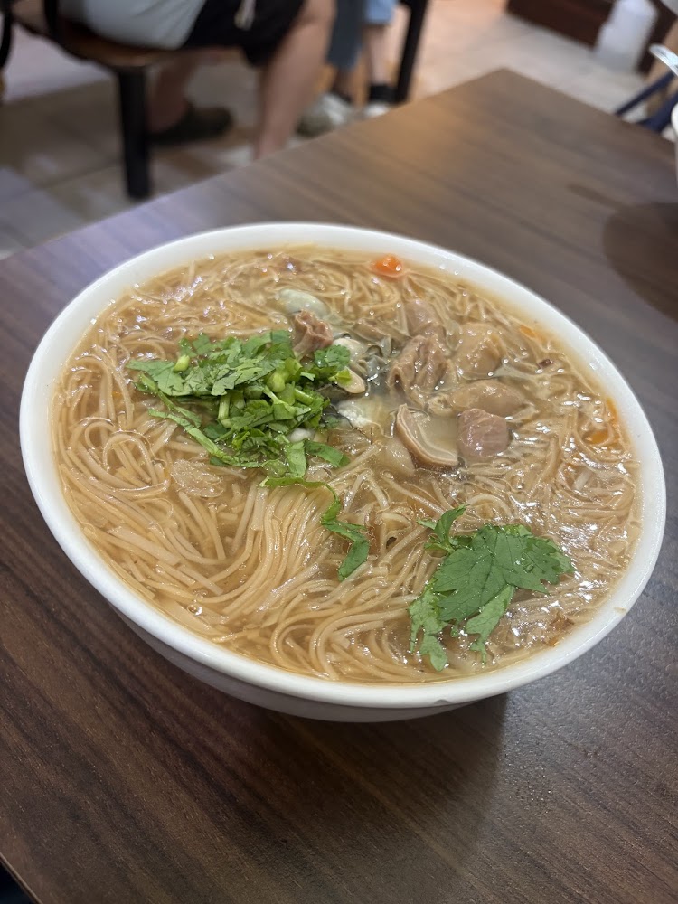 台東客來吃樂傳統麵線羹配料豐富